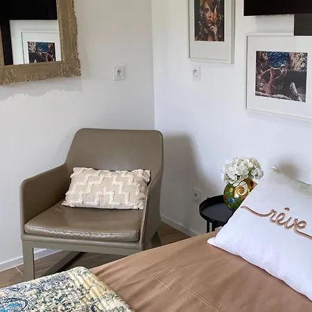 Hidden Paradise Bed & Breakfast